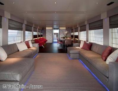 vedette-yacht-motor-aurora-grand-salon
